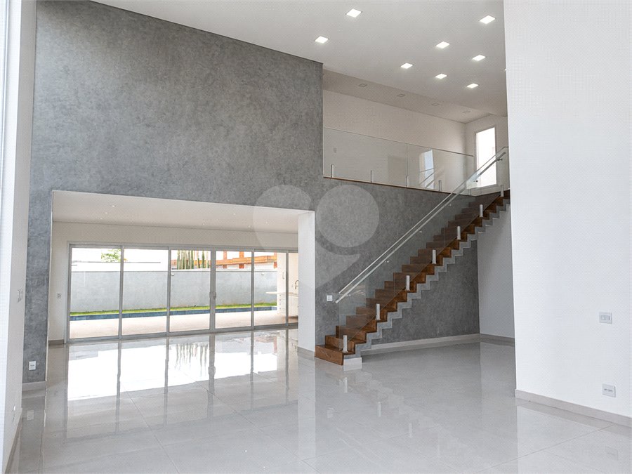 Casa à venda com 4 suítes no condomínio Alphaville Nova Esplanada 1, Votorantim - SP