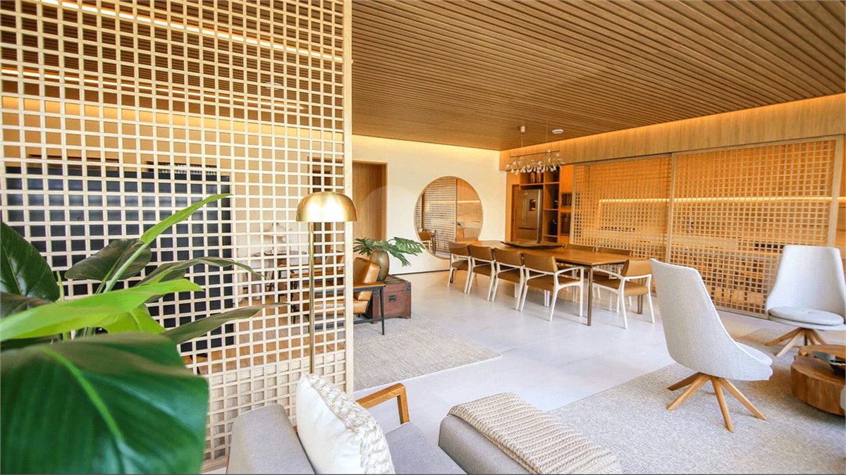 Apartamento à venda com 4 quartos, sendo 3 suítes, em Perdizes, São Paulo, SP