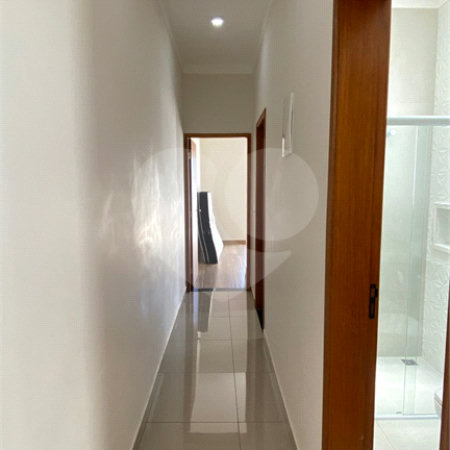 Casa à venda com 3 quartos, sendo 1 suíte, no condomínio Vila Paraty, Indaiatuba - SP