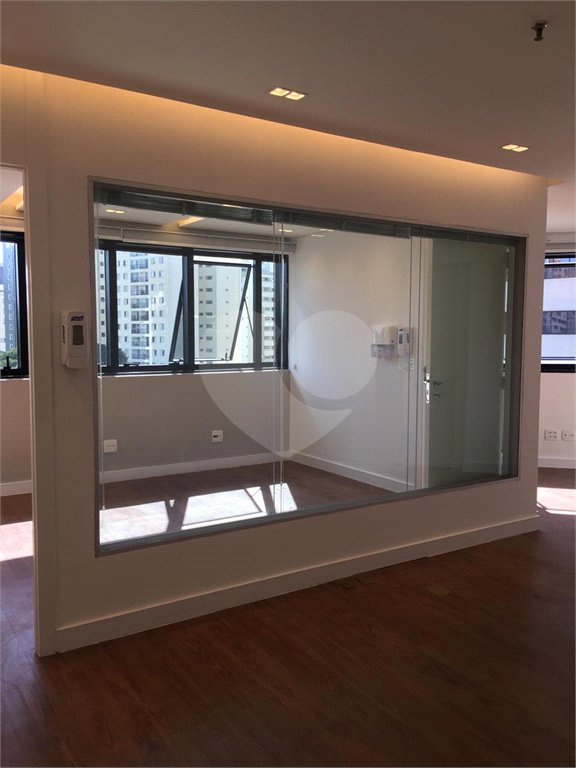 Sala à venda em Vila Mariana, São Paulo, SP