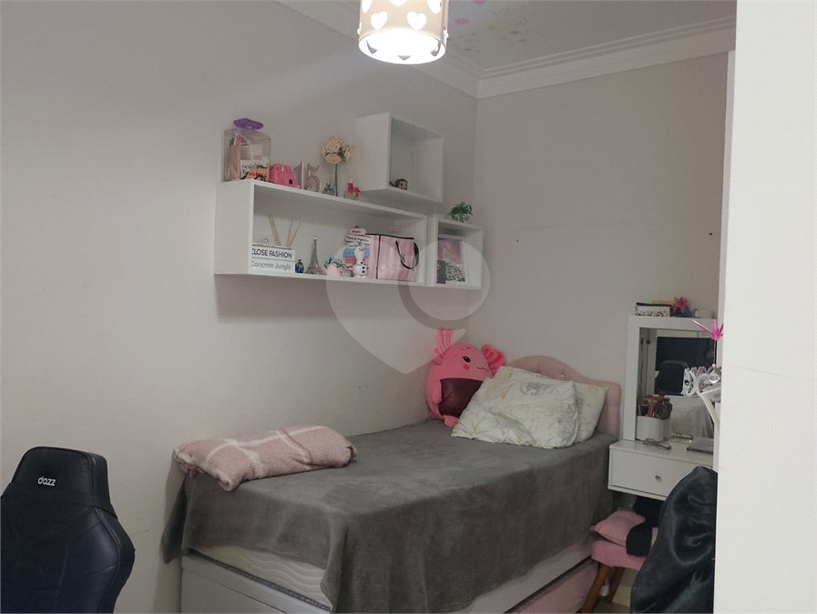 Sobrado à venda com 3 quartos, sendo 2 suítes, em Vila Dom Pedro I, São Paulo, SP