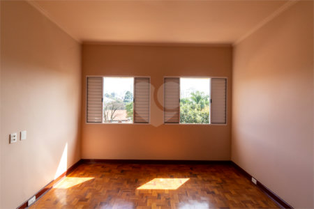 Casa à venda com 4 quartos, sendo 2 suítes, em Perdizes, São Paulo, SP