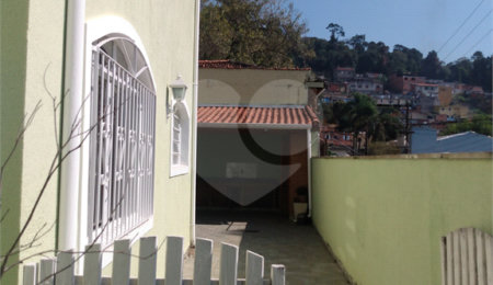 Sobrado à venda com 3 quartos, sendo 1 suíte,  em Horto Florestal, São Paulo, SP