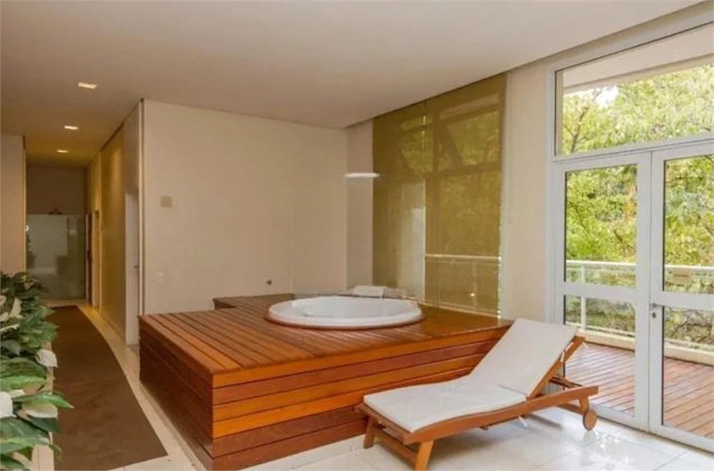 Apartamento à venda com 4 quartos, sendo 3 suítes, em Cidade Monções, São Paulo, SP
