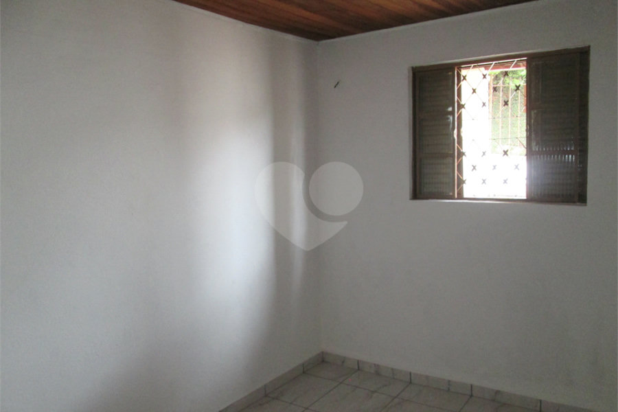 Casa Térrea à venda com 2 quartos em Parque Peruche, São Paulo, SP