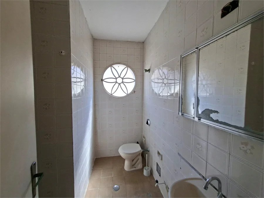 Sobrado à venda com 3 quartos, sendo 1 suíte, em Jardim Esmeralda, São Paulo, SP