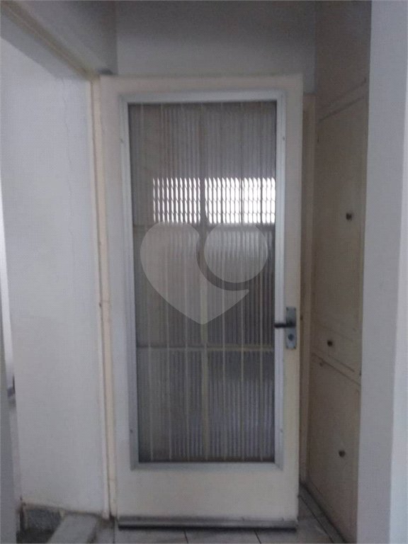 Casa à venda com 3 quartos, sendo 1 suíte, em Vila Mariana, São Paulo, SP