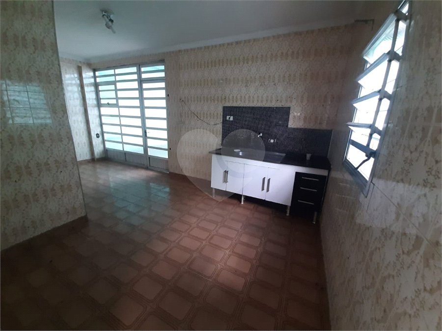 Sobrado à venda com 2 quartos em Vila Margarida, São Paulo, SP