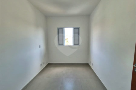 Apartamento à venda com 2 quartos em Vila Mangalot, São Paulo, SP