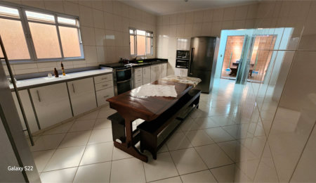 Casa à venda com 3 suítes em Jardim Presidente Dutra, Guarulhos, SP