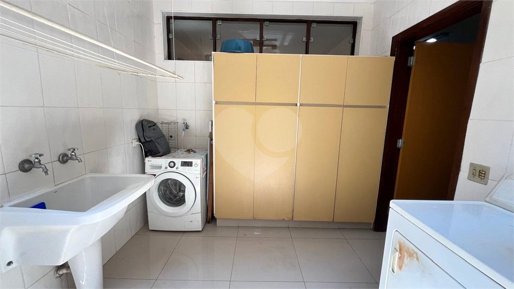 Casa à venda com 4 quartos, sendo 2 suítes, em Lar São Paulo, São Paulo, SP