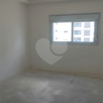 Apartamento à venda com 3 quartos, sendo 1 suíte,  em Loteamento Mogilar, Mogi das Cruzes, SP