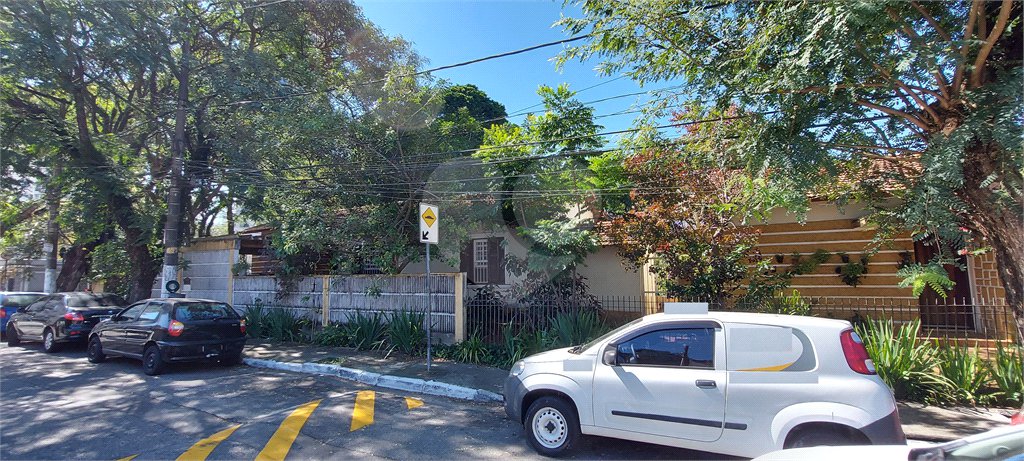 Casa Térrea à venda com 3 quartos em Campo Grande, São Paulo, SP