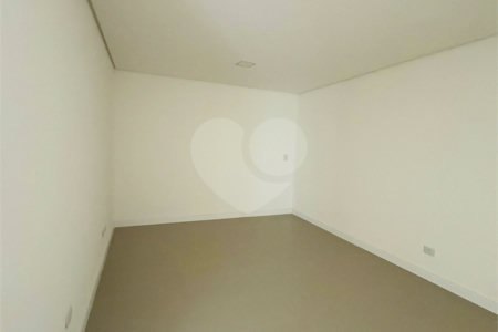 Apartamento à venda com 3 suítes em Baeta Neves, São Bernardo do Campo, SP