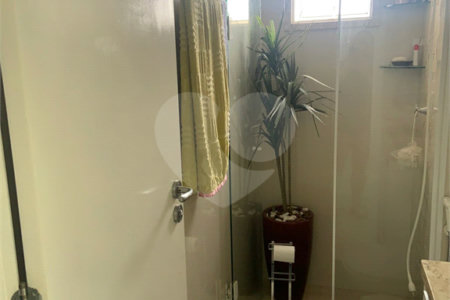 Apartamento à venda com 2 quartos, sendo 1 suíte, em Santo Antônio, Osasco, SP