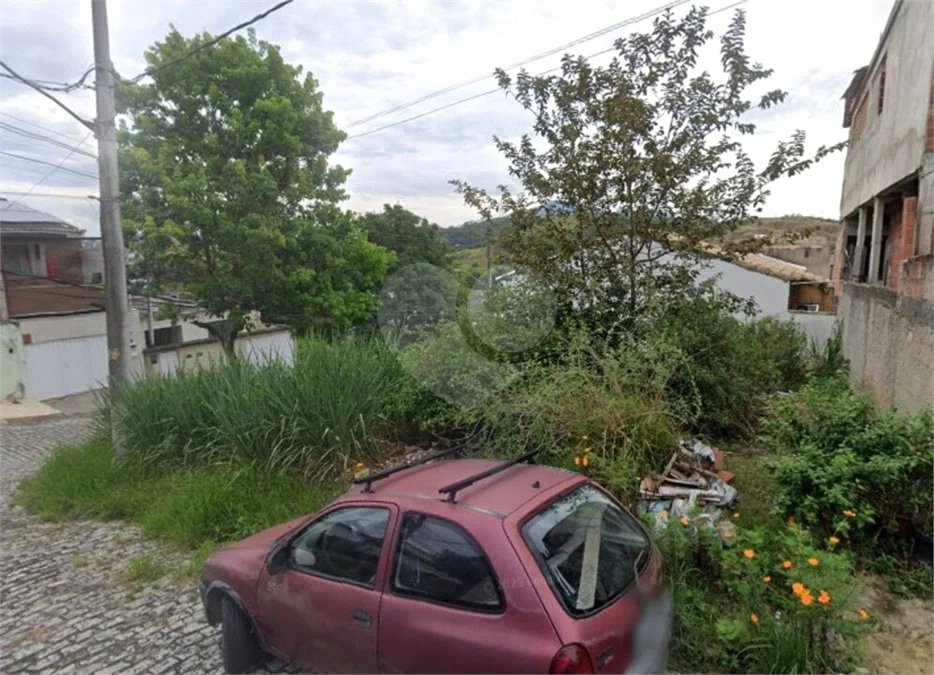 Terreno de 174 m² no Bairro Del Cima