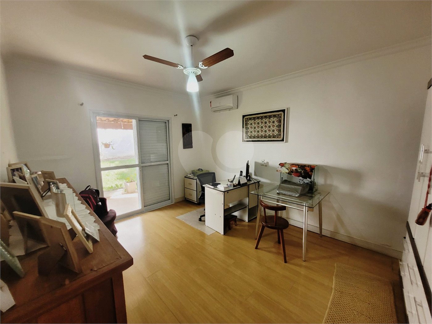 Casa à venda com 4 quartos, sendo 3 suítes,  no condomínio Acmti - Colinas do Mosteiro, Terras de Itaici e Recanto dos Pássaros, Indaiatuba - SP