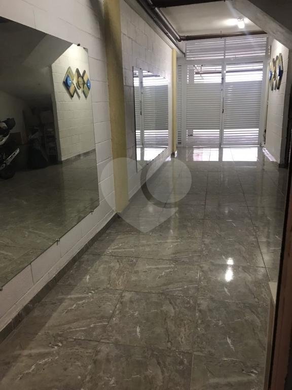 Casa à venda com 2 quartos, sendo 1 suíte, no condomínio Res Santa Inês, São Paulo - SP