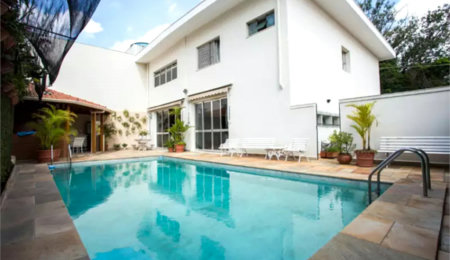 Casa à venda com 3 suítes no condomínio Praça Coronel Fernandes de Lima,47, São Paulo - SP