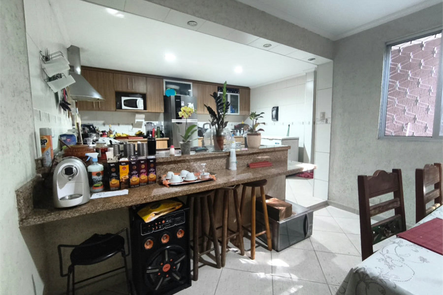 Sobrado à venda com 8 quartos, sendo 2 suítes, em Parada Inglesa, São Paulo, SP