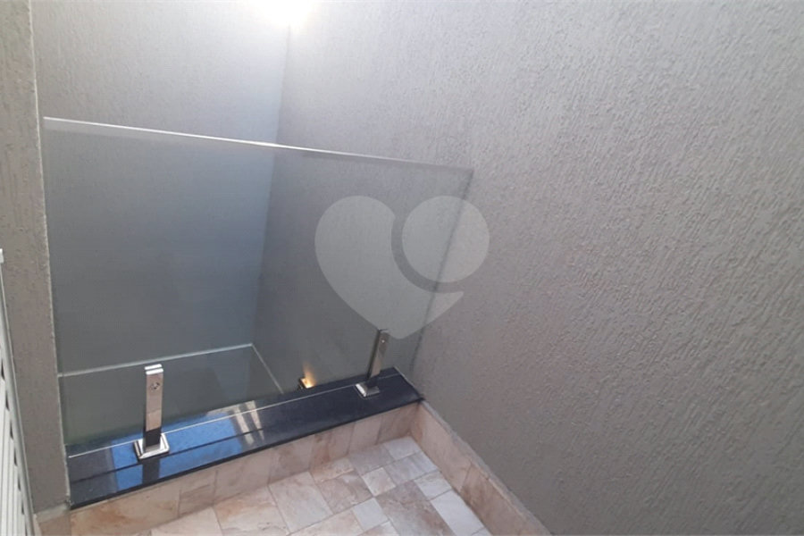 Sobrado à venda com 3 quartos, sendo 1 suíte,  em Vila Guilherme, São Paulo, SP