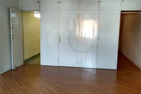Casa à venda com 3 quartos, sendo 1 suíte, em Vila Madalena, São Paulo, SP