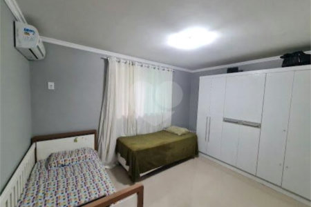 Casa para alugar com 5 suítes no condomínio Recanto das Garças V, Cotia - SP