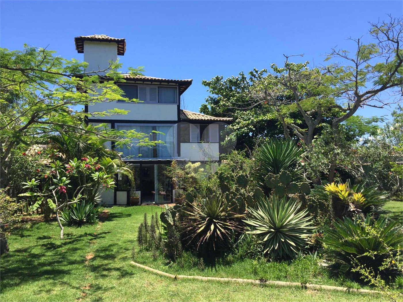 Casa à venda ou para alugar com 3 suítes em Marina, Armação dos Búzios, RJ