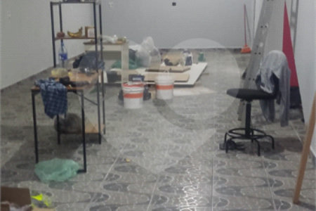 Sobrado à venda com 4 quartos, sendo 1 suíte,  em Furnas, São Paulo, SP