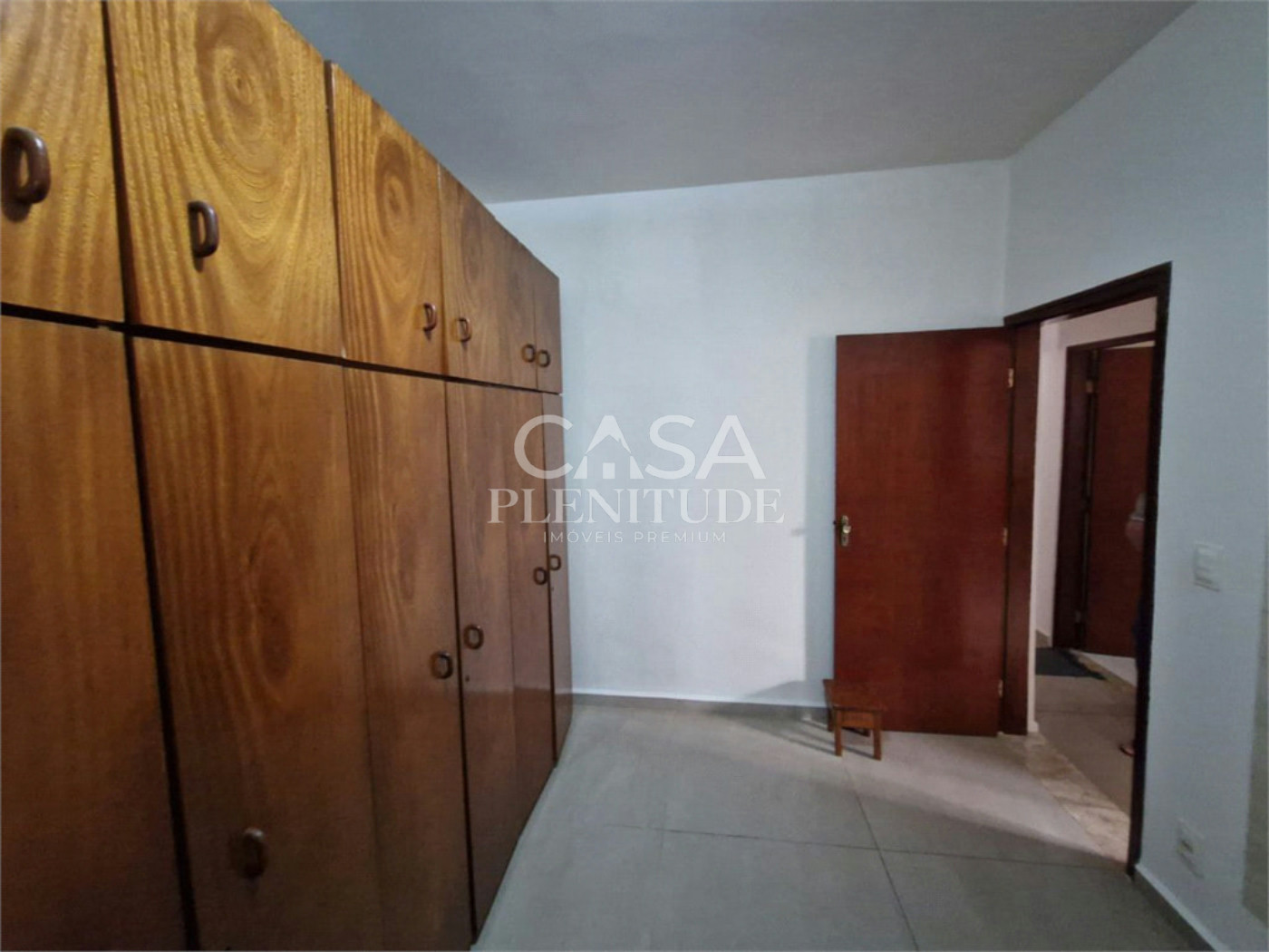 Casa à venda com 2 quartos, sendo 1 suíte,  em Jardim Saira, Sorocaba, SP