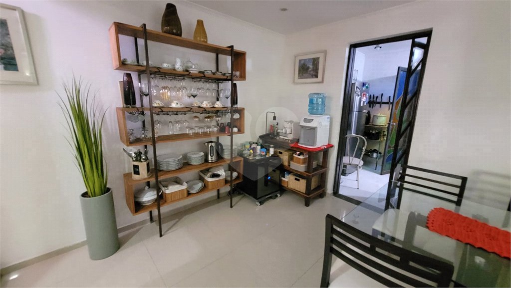 Casa de Vila à venda com 3 quartos, sendo 2 suítes, em Jardim Marajoara, São Paulo, SP
