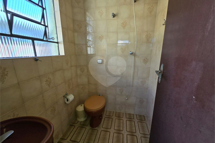 Casa à venda com 4 quartos, sendo 1 suíte, em Vila Paiva, São Paulo, SP