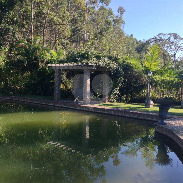 Sítio à venda com 4 quartos, sendo 1 suíte, no Centro, Piracaia, SP