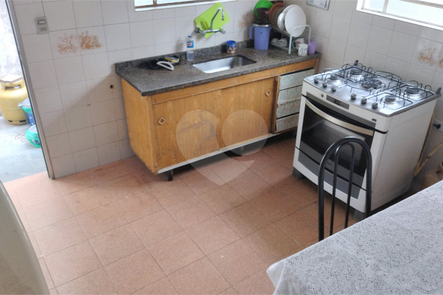Sobrado à venda com 6 quartos, sendo 3 suítes,  em Vila Guilherme, São Paulo, SP