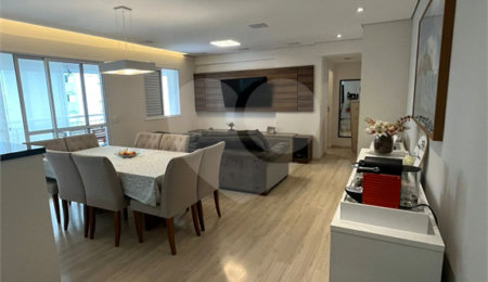 Apartamento à venda com 3 quartos, sendo 1 suíte,  em Mooca, São Paulo, SP