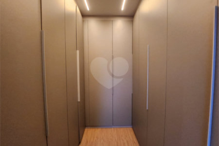 Apartamento à venda com 4 suítes em Jardim das Acácias, São Paulo, SP