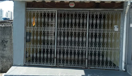 Casa à venda com 3 quartos, sendo 2 suítes,  em Jardim Maria Duarte, São Paulo, SP