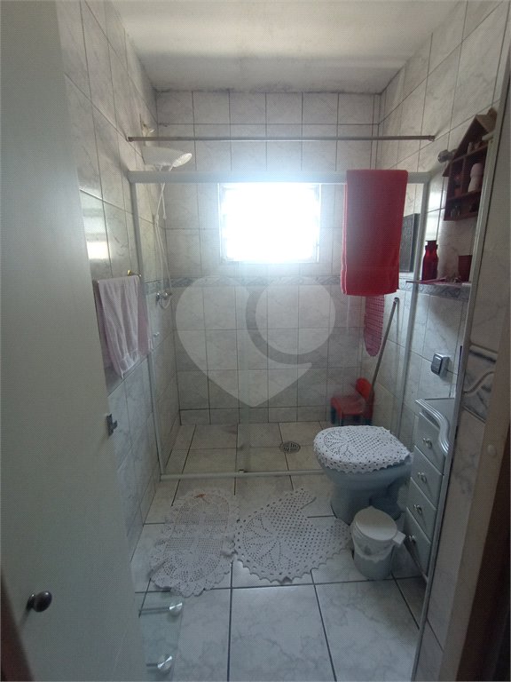Sobrado à venda com 4 quartos, sendo 1 suíte, em Jardim Marisa, São Paulo, SP