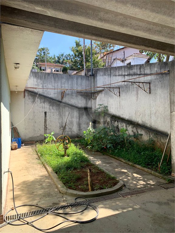 Casa à venda com 3 quartos em Horto Florestal, São Paulo, SP