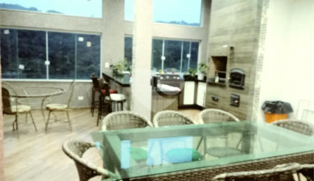 Casa à venda com 5 suítes no condomínio Suíça da Cantareira, Mairiporã - SP