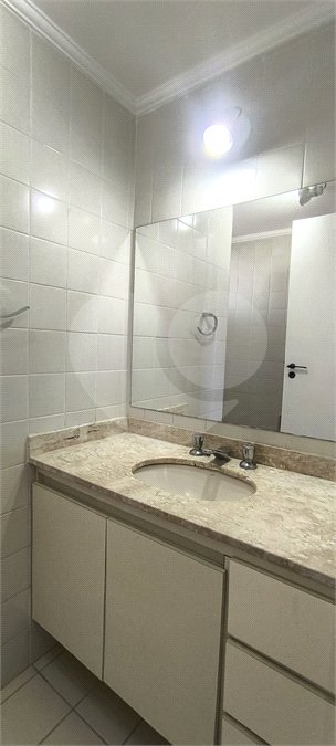 Apartamento à venda com 3 quartos, sendo 1 suíte, em Pinheiros, São Paulo, SP