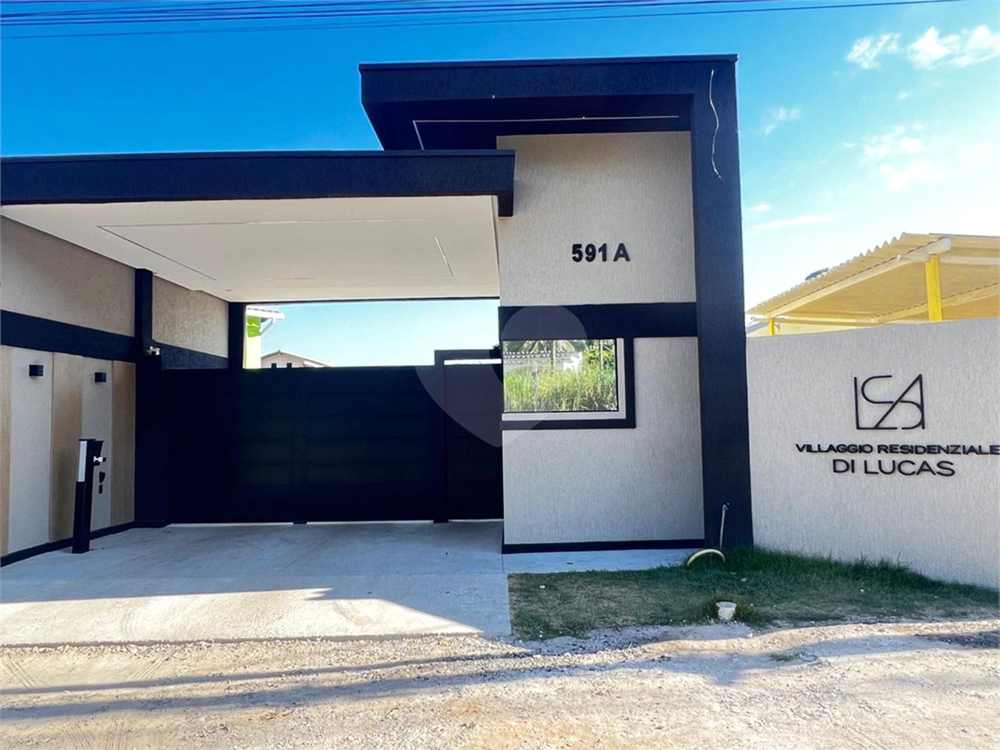 Casa à venda com 2 suítes no condomínio Villaggio Residenziale Di Lucas, Rio de Janeiro - RJ