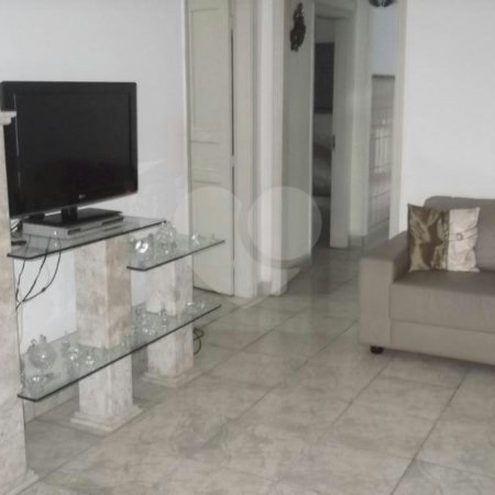 Casa Térrea à venda com 3 quartos em Vila Brasilina, São Paulo, SP