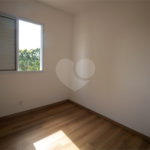Apartamento para alugar com 2 quartos, sendo 1 suíte, em Chácaras Manão, Mairinque, SP