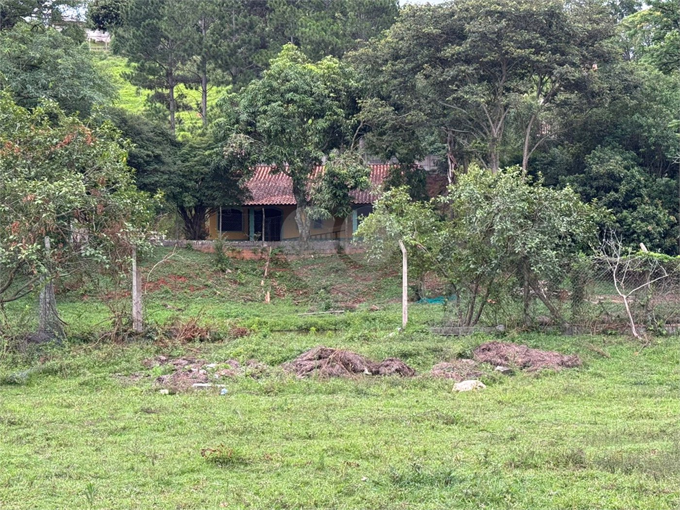Sítio à venda com 3 quartos, sendo 2 suítes,  em Cachoeira, Atibaia, SP