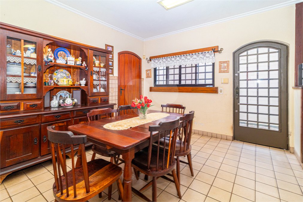 Casa à venda com 4 suítes em Jardim Marajoara, São Paulo, SP