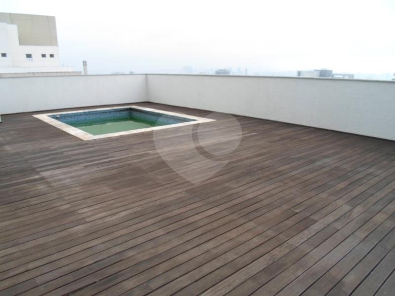 Apartamento à venda com 4 suítes em Campo Belo, São Paulo, SP