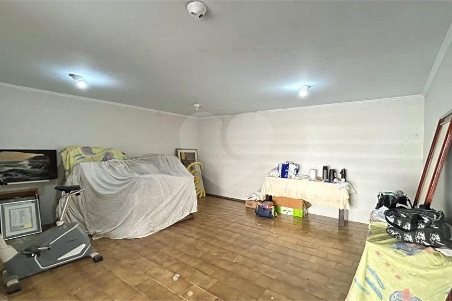 Venda Casa com 4 Dormitórios no Parque Santa Cecília