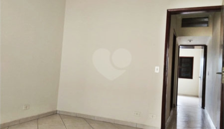 Sobrado à venda com 2 quartos em Vila Nivi, São Paulo, SP