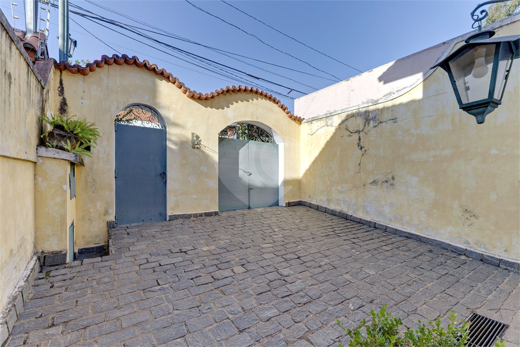 Sobrado à venda com 3 quartos, sendo 1 suíte, em Jardim Prudência, São Paulo, SP